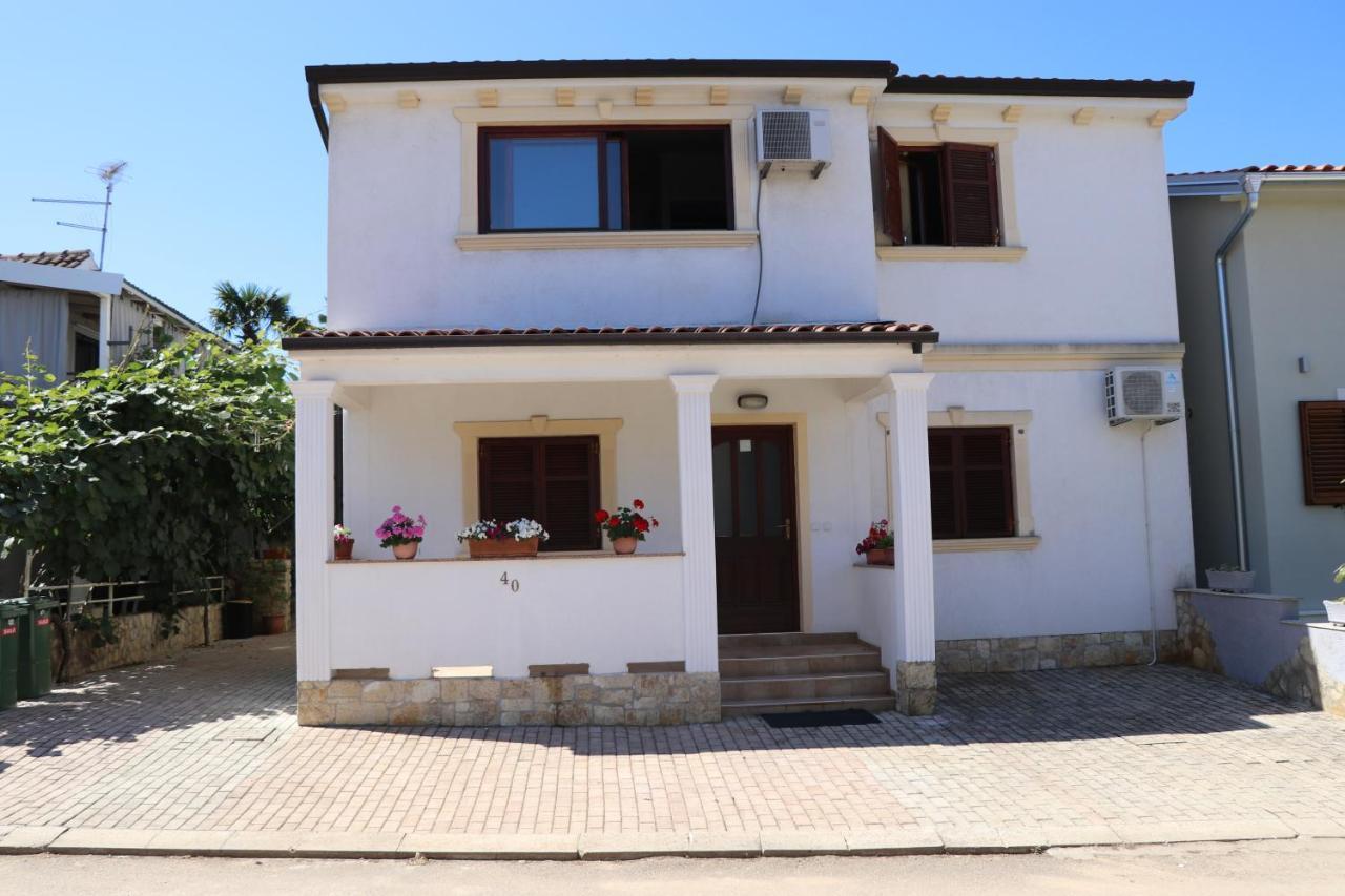 Sole 3 Hotel Porec Exterior photo